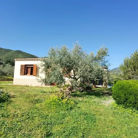 Casa vacanze Domu Abi Manna Tertenìa